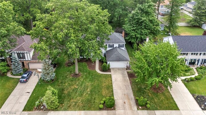 Property Photo:  1785 Holdens Arbor Run  OH 44145 