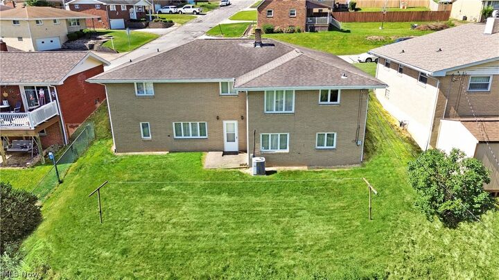 Property Photo: 401 Linduff Avenue OH 43952
