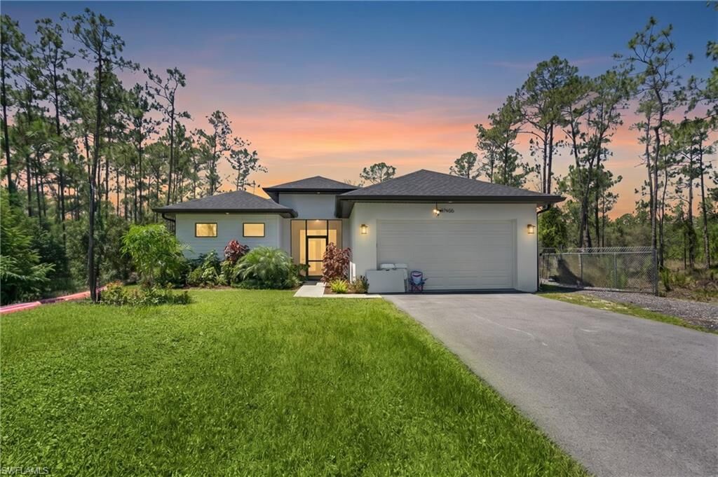 Property Photo: 4406 31st Ave NE FL 34120