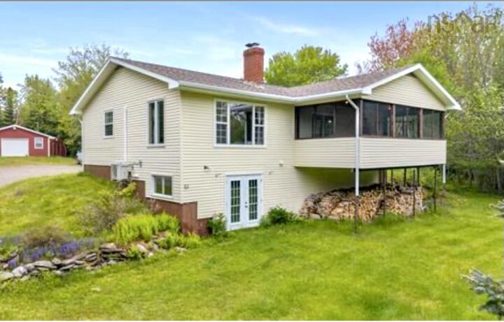 Property Photo:  45 Hospital Road  NS B0J 3C0 