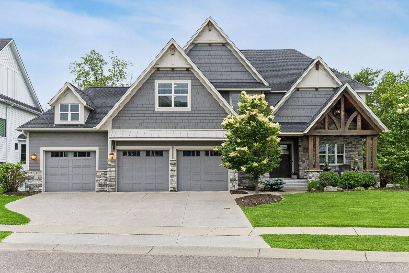 Property Photo: 16415 56th Avenue N MN 55446