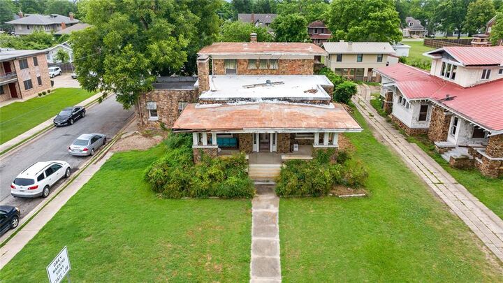 Property Photo:  607 S Main Street  TX 75460 