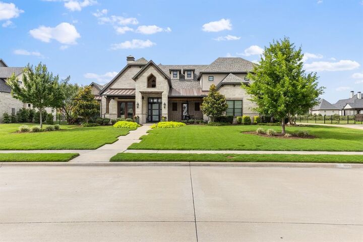 Property Photo:  317 Knights Trail  TX 75032 