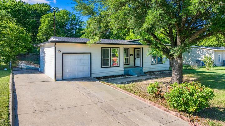 Property Photo:  5160 Cardiff Street  TX 75241 