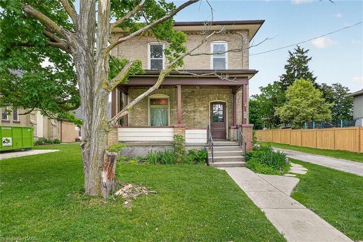 Property Photo: 11 Byron Street ON N3A 1P1
