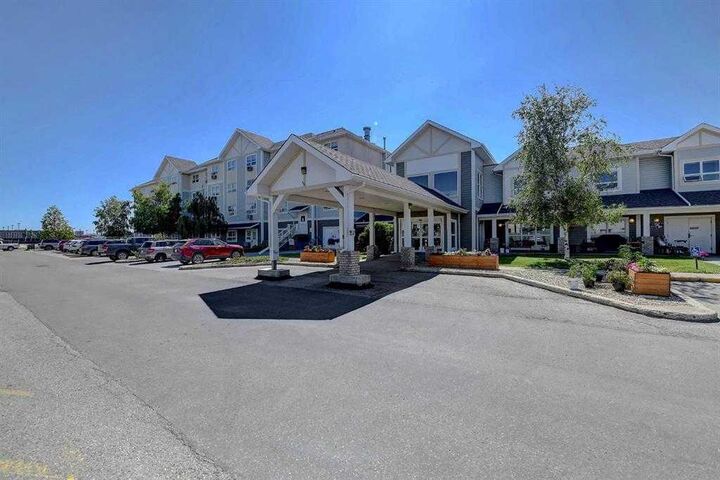 Property Photo: 10402 111 Street 226 AB T8V 8G4