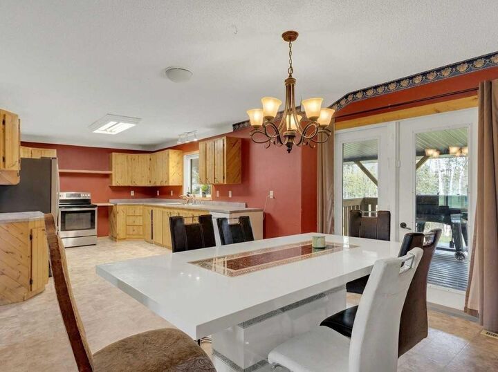 Property Photo:  460059 Range Road 24 460059  AB T0C 2V0 
