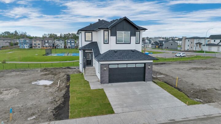Property Photo:  112 Lakewood Crescent  AB T1P 2J9 