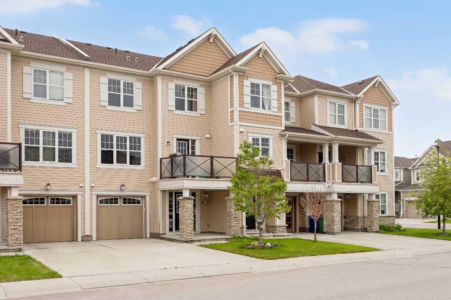 Property Photo: 11 Windford Crescent SW AB T4B 4A4