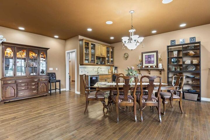 Property Photo:  185006 RR 220 9  AB T0L 1L0 
