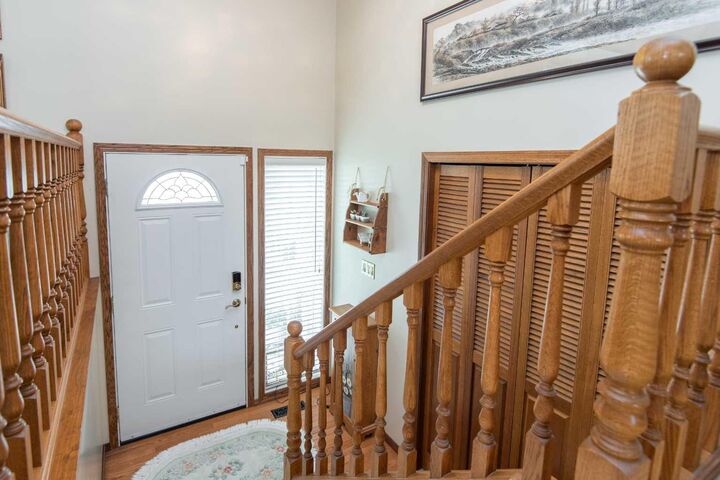 Property Photo: 44 Huget Crescent AB T4N 6P4