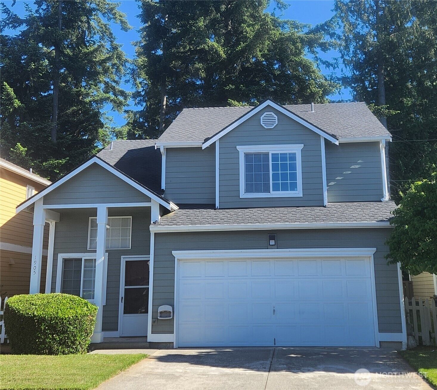 Property Photo:  1905  98th Street SE 2  WA 98208 