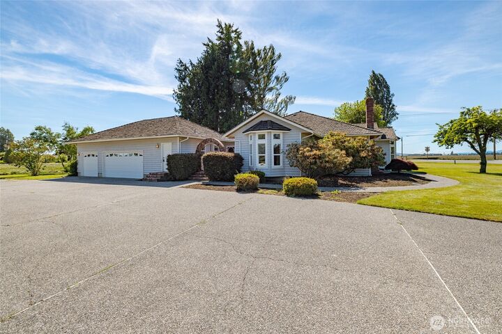 Property Photo:  17032  Dunbar Road  WA 98273 