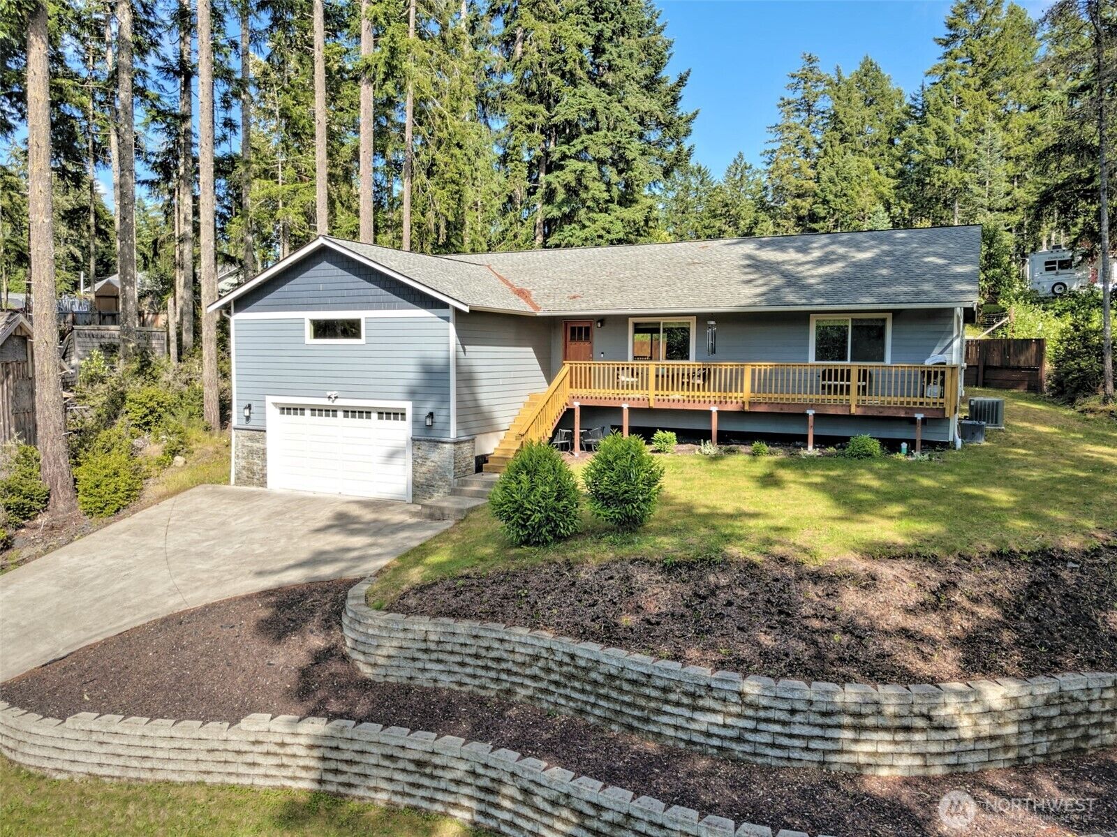 Property Photo: 5031 E Rasor Road W WA 98528