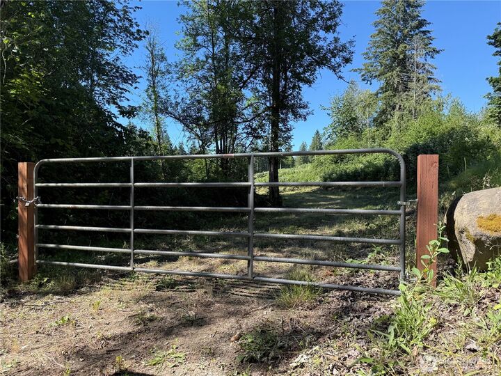 Property Photo: 0 114th Avenue Ct E WA 98328