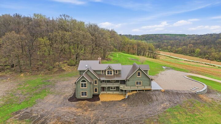 Property Photo:  11516 E Loran Road  IL 61053 