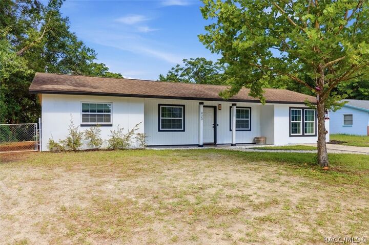 Property Photo:  420 S Hibiscus Avenue  FL 34429 