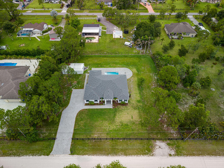Property Photo:  17655 44th Place N  FL 33470 