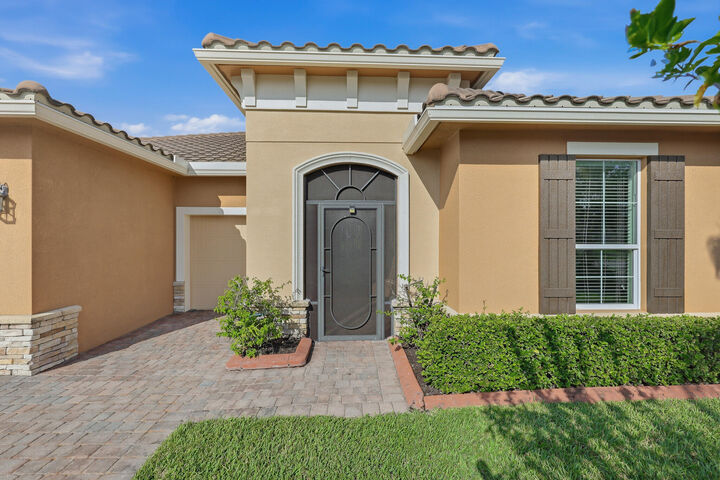 Property Photo:  11126 SW Vitalia Court  FL 34987 