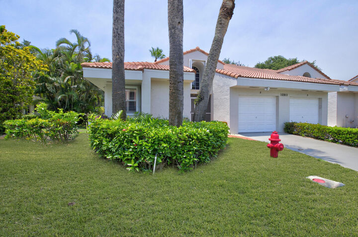 Property Photo:  10911 Ladera Lane A  FL 33498 