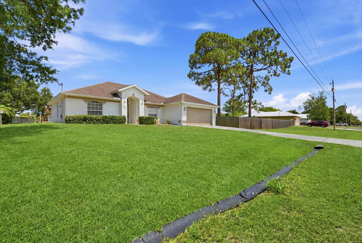 Property Photo:  1293 SW Kalevala Drive  FL 34953 
