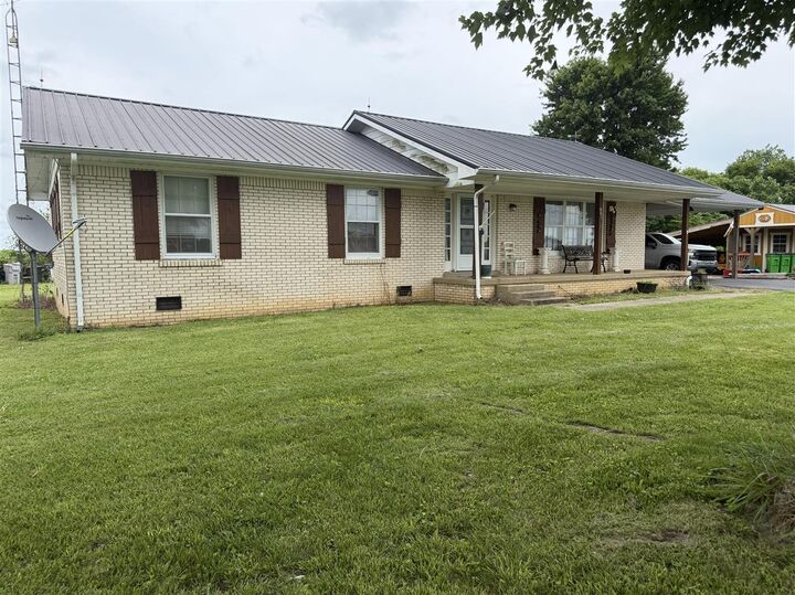 Property Photo: 9610 Brownsville Road KY 42717