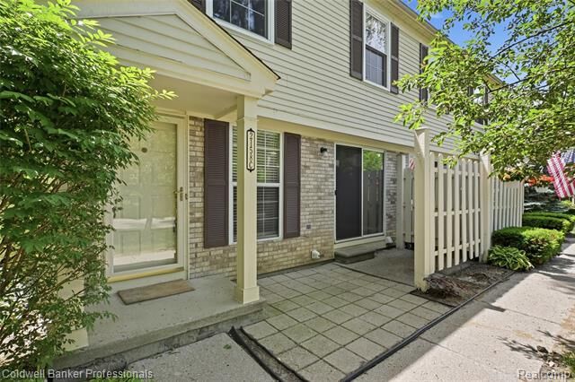 Property Photo:  2158 Hidden Meadows Drive C  MI 48390 