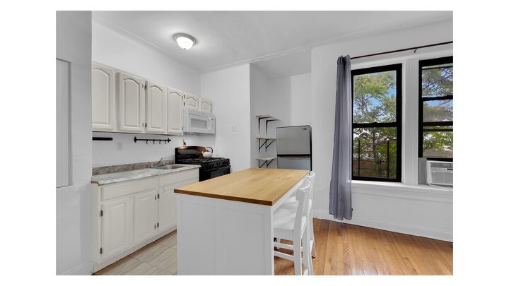 Property Photo: 918 E 14th Street F3 NY 11230