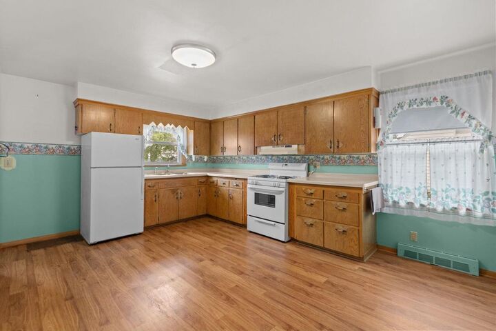 Property Photo:  137 S Vine Street  WI 53939 