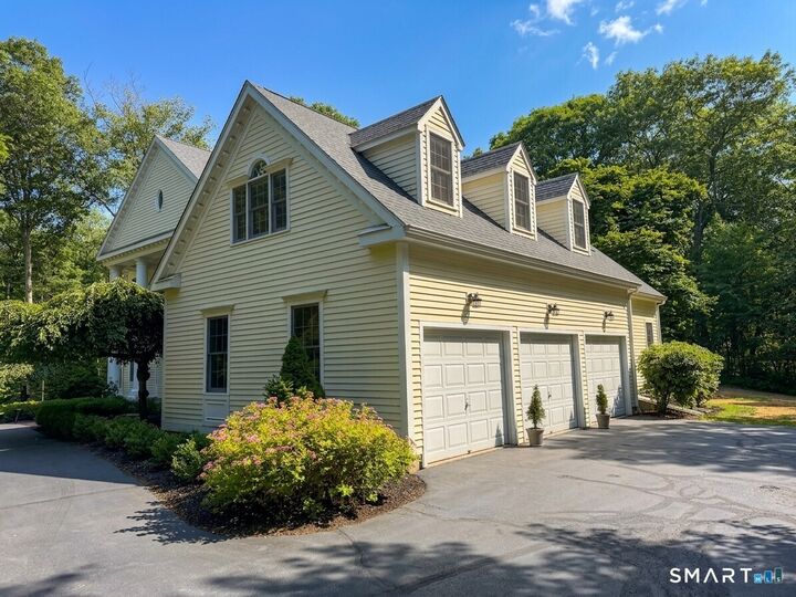 Property Photo:  77 Silo Hill  CT 06443 