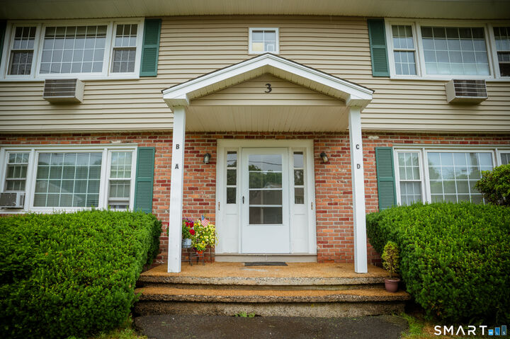 Property Photo:  1789 Foxon Road 3B  CT 06471 