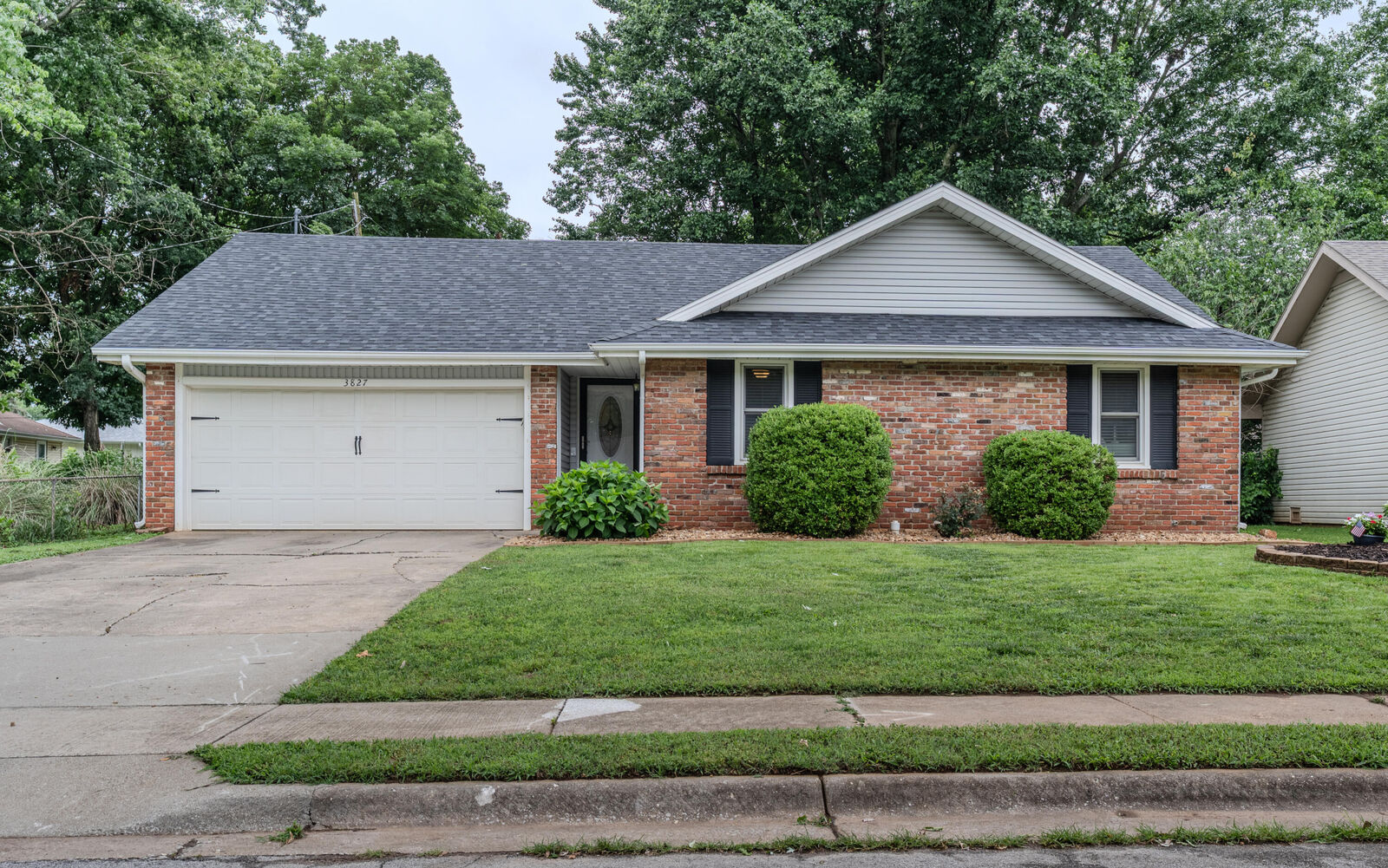 Property Photo:  3827 S Lindell Avenue  MO 65807 