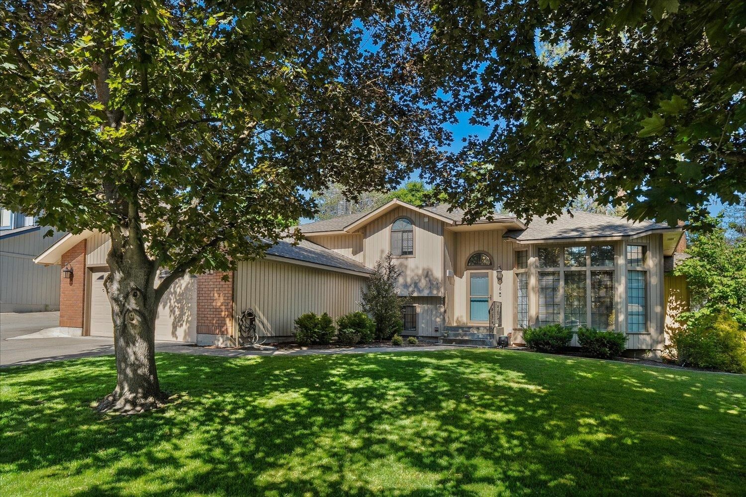 Property Photo:  5116 W Ridgecrest Dr  WA 99208 