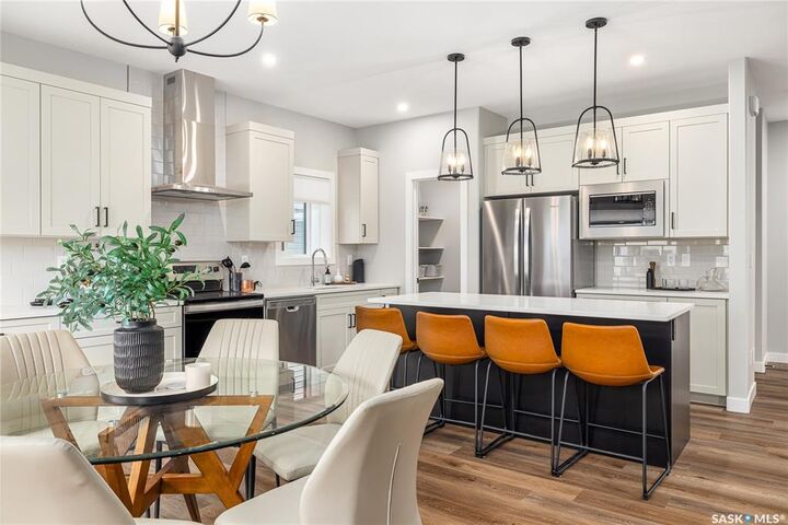 Property Photo: 345 Cockcroft Street SK S7V 1Y8
