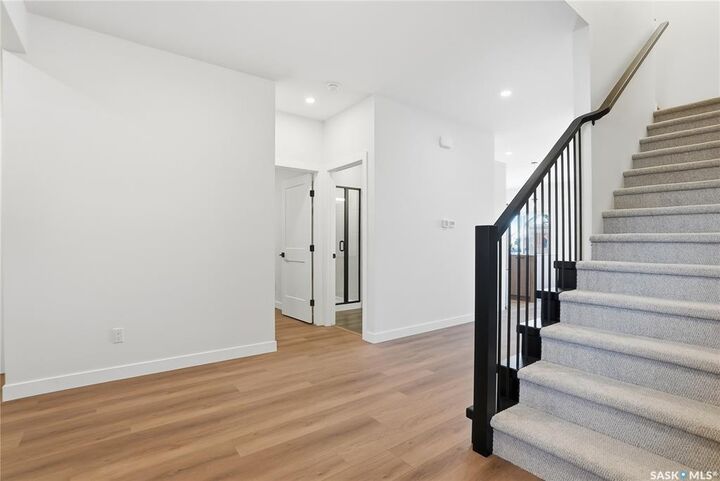 Property Photo: 190 Doran Way SK S7V 0Z7