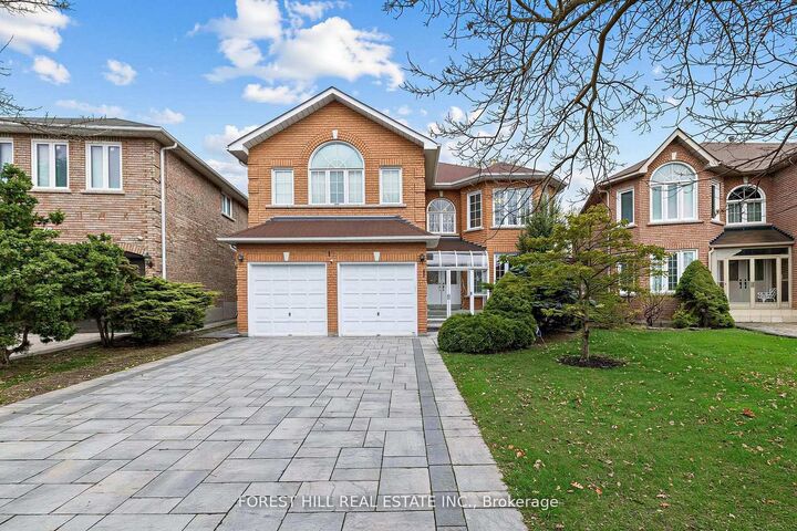 Property Photo: 17 Lady Lynn Crescent ON L4B 3V5