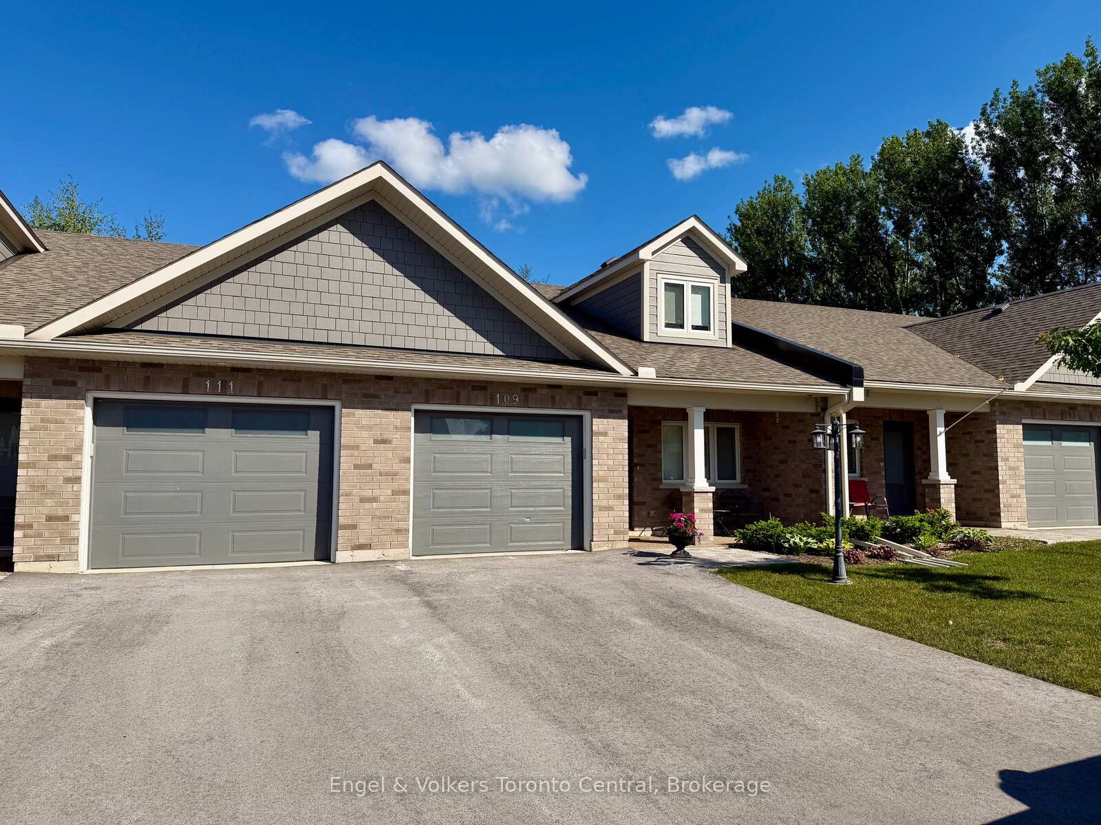 Property Photo: 109 Dove Drive ON N0H 2P0