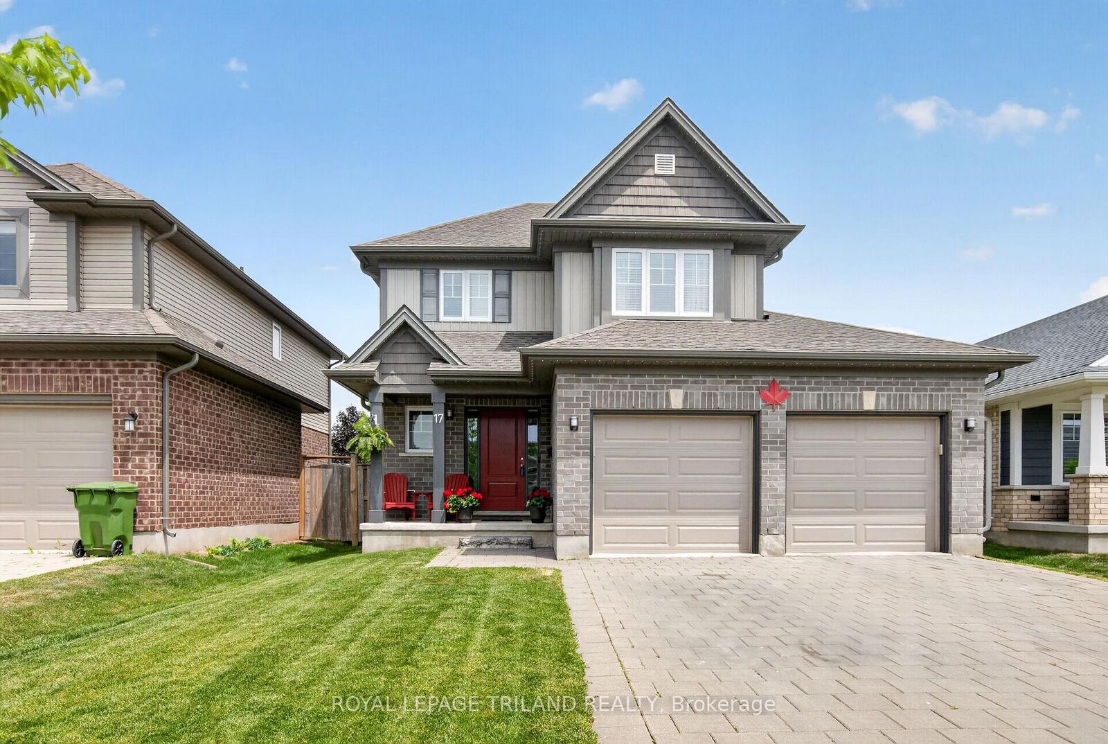 Property Photo:  17 Bridle Path  ON N5R 0B4 