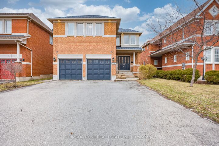 Property Photo:  489 Ravineview Way  ON L6H 6T1 