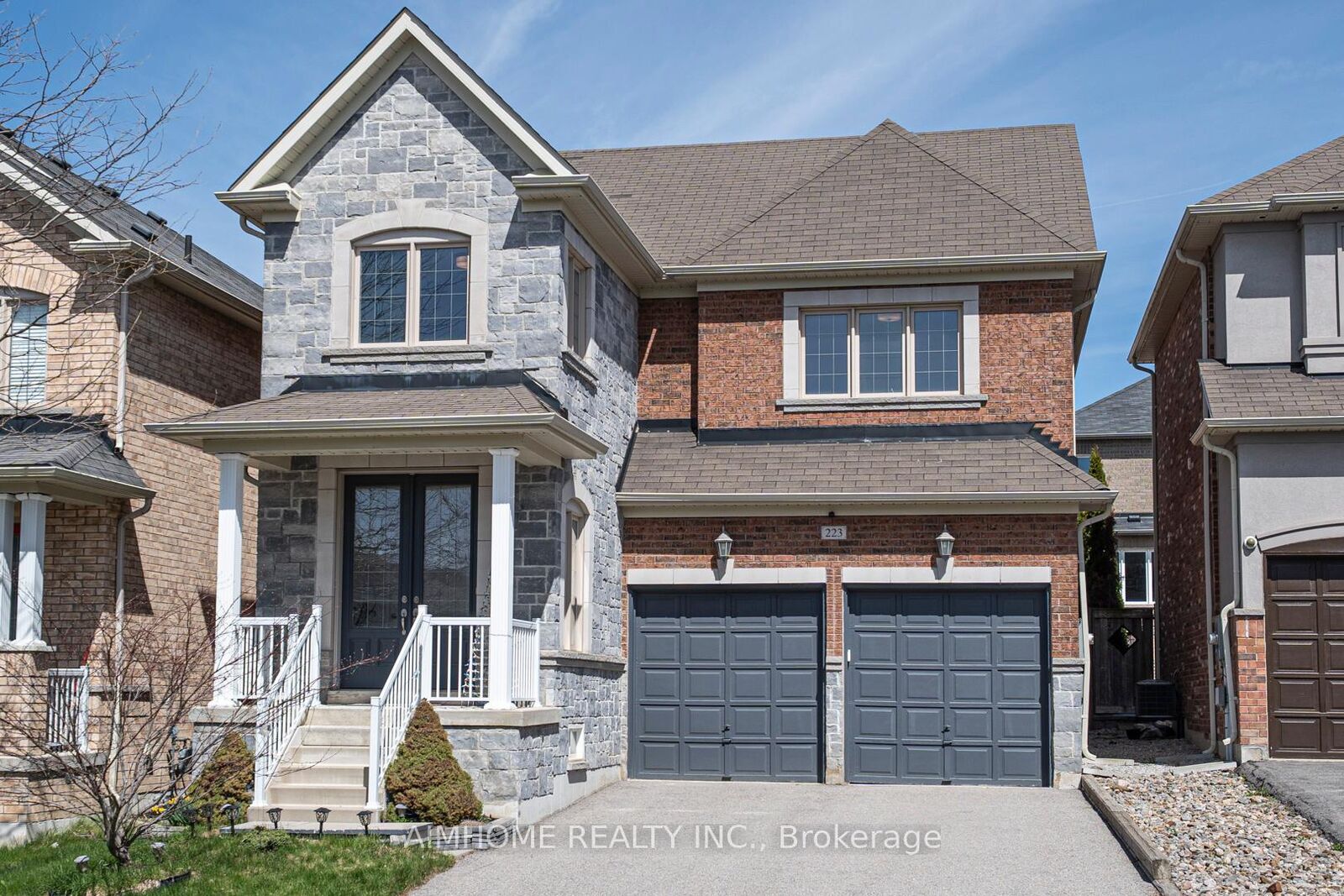 Property Photo: 223 Emma Broadbent Court ON L3X 3K8