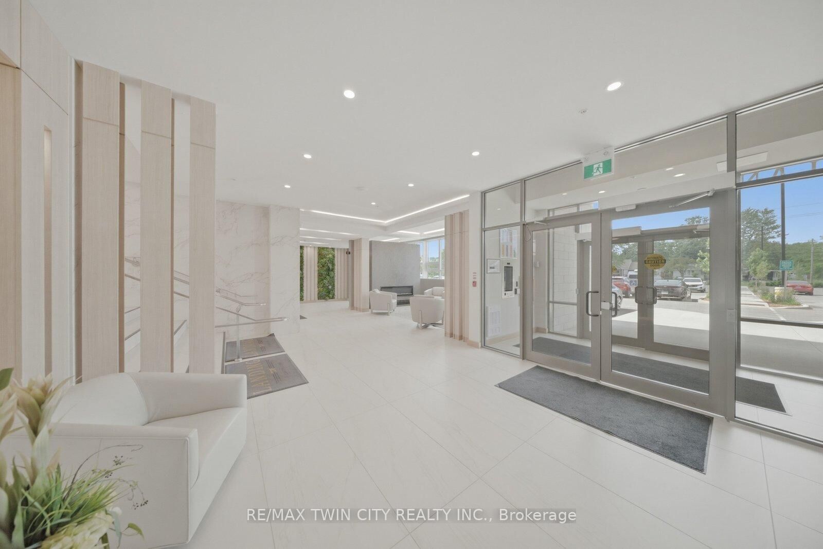 Property Photo: 34 Norman Street 108 ON N3R 2Y1