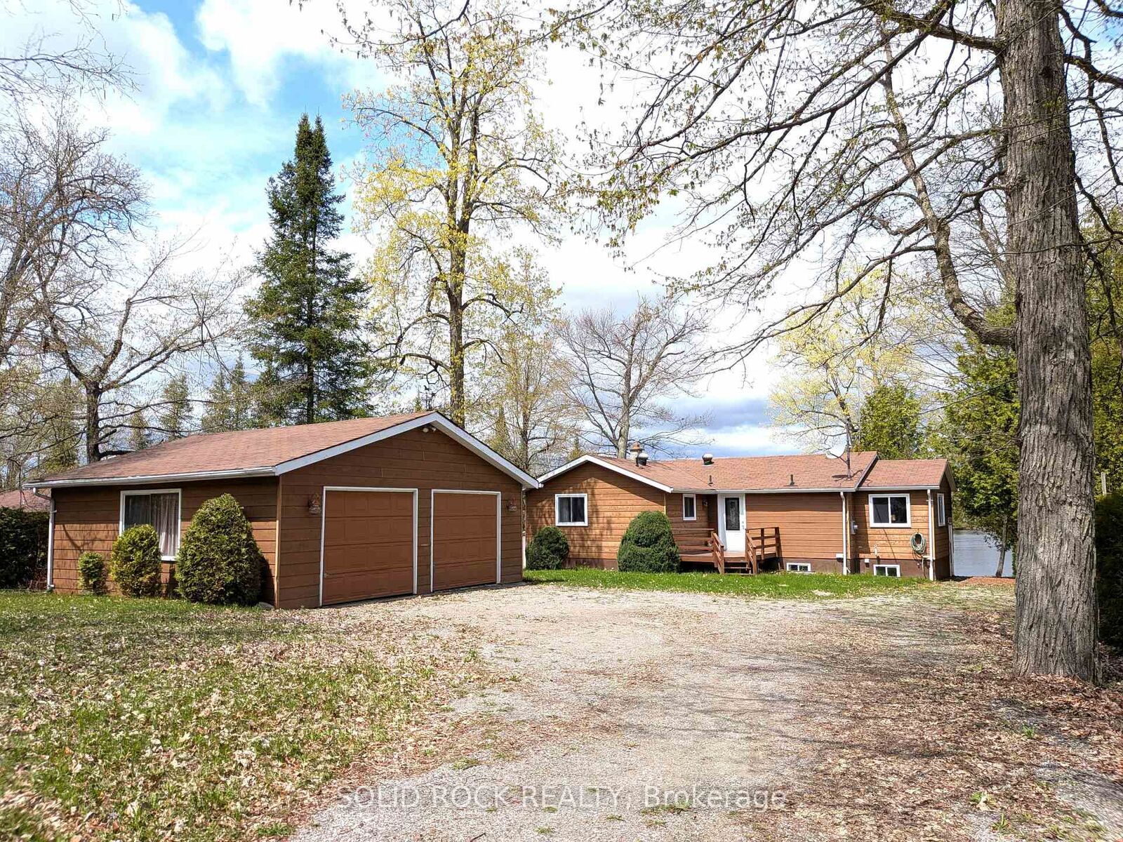 Property Photo: 58 Puffball Inn Road ON K0L 1L0