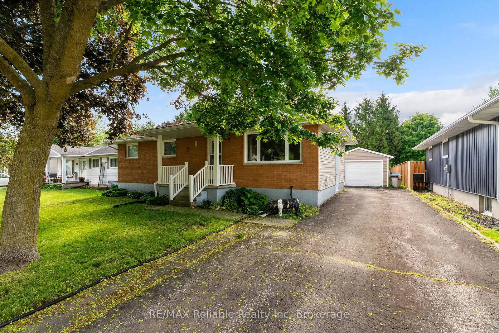 Property Photo: 182 Jarvis Street S ON N0K 1W0