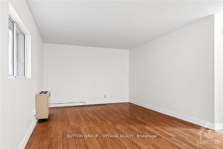 Property Photo: 244 Westhaven Crescent ON K1Z 7G3