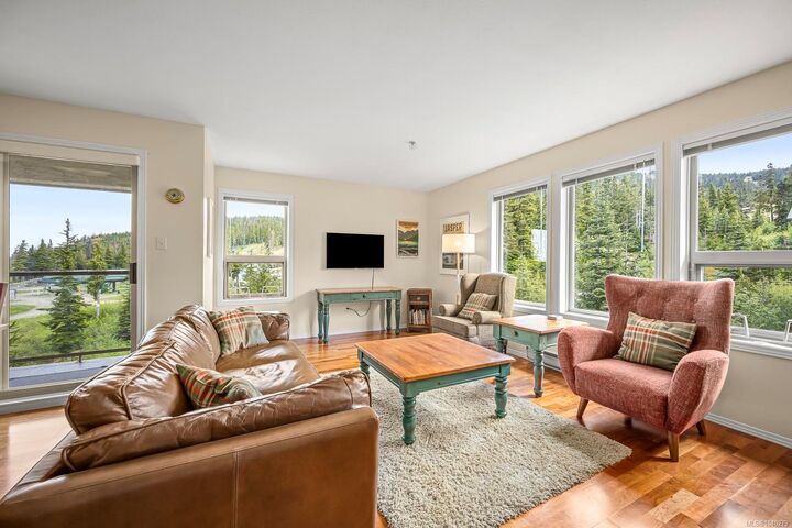 Property Photo: 1380 Henry Rd #301 BC V9J 1L0
