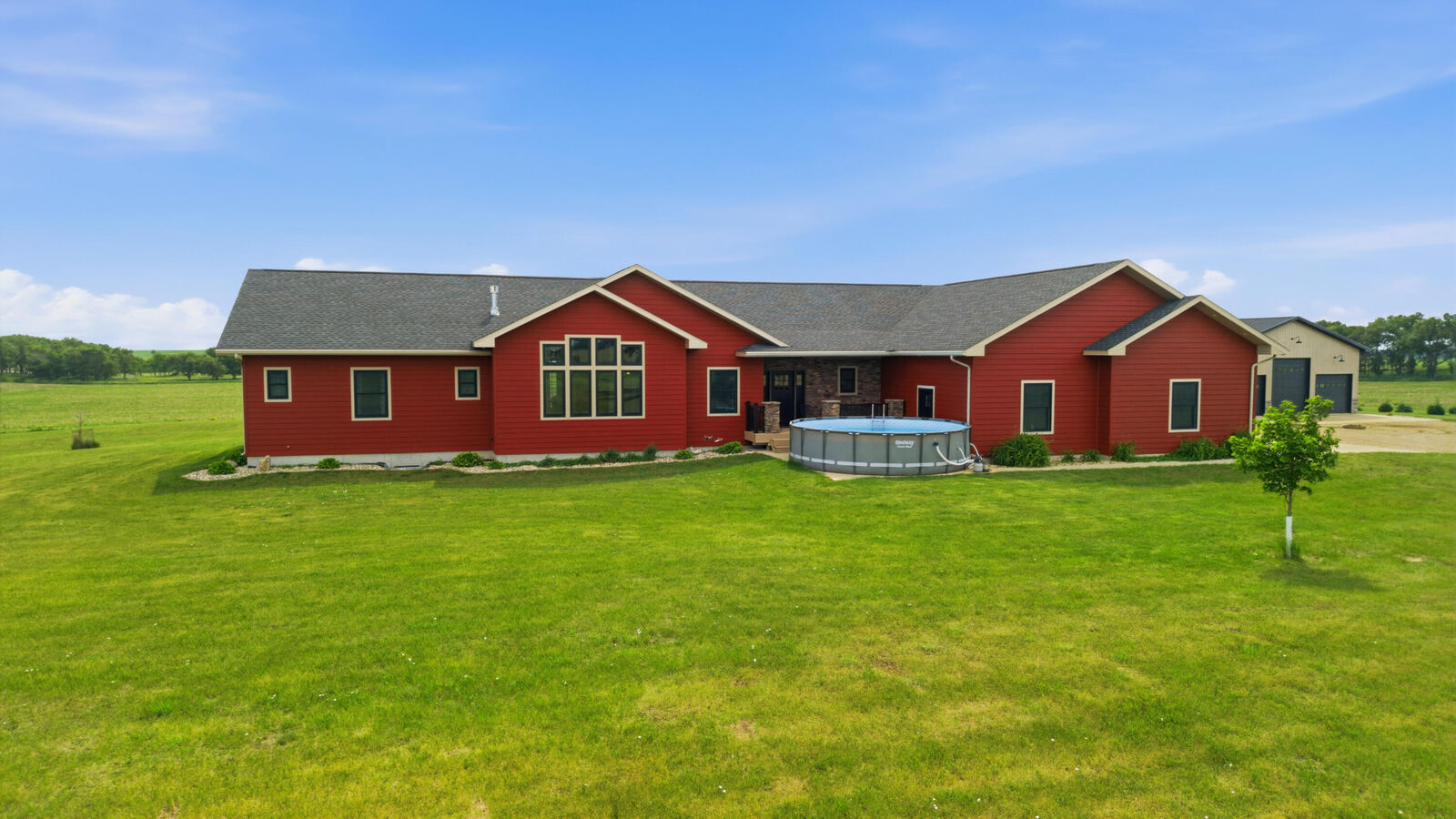 Property Photo:  17462 387th Avenue  SD 57469 