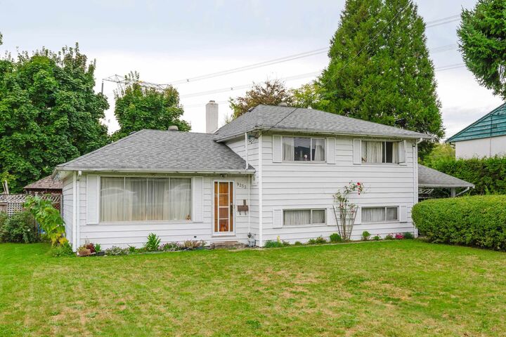 Property Photo: 9253 137A Street BC V3V 5W8