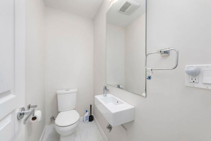 Property Photo:  5551 Admiral Way #27  BC V4K 0C9 