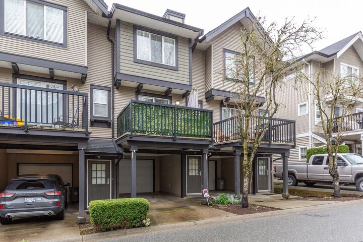 Property Photo: 20176 68 Avenue 72 BC V2Y 2X7