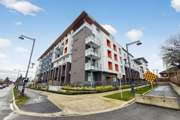 Property Photo: 10829 140 Street E512 BC V6V 0A8